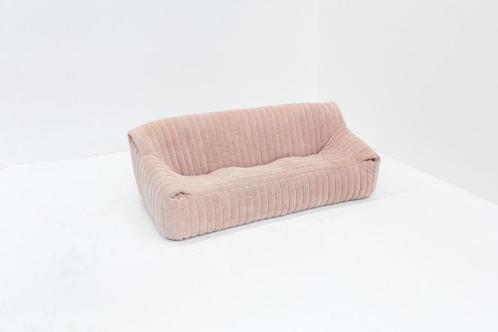 Vintage Cinna Sandra 3 seater Sofa in pink fabric, Antiek en Kunst, Antiek | Meubels | Stoelen en Sofa's, Ophalen
