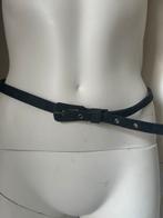 Oscar de la Renta ceinture tissu et cuir 72-82cm, Vêtements | Femmes, Ceintures, Comme neuf, Ceinture