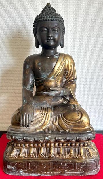 Gedeeltelijk verguld massief bronzen Boeddhabeeld - Nepal beschikbaar voor biedingen