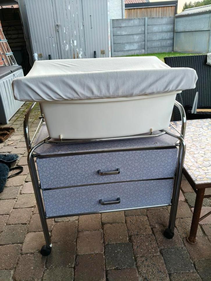 Verzorgingstafel retro motief, Kinderen en Baby's, Badjes en Verzorging, Gebruikt, Badje, Overige merken, Standaard, Ophalen