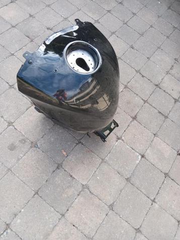 Benzinetank brandstoftank tank BMW S1000RR beschikbaar voor biedingen