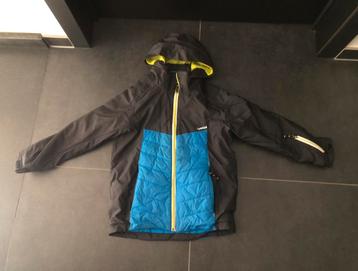 winterjas jongens Decathlon maat 128/132 beschikbaar voor biedingen