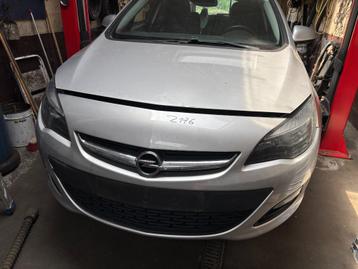 PARE CHOC AVANT OPEL ASTRA J  PHASE 2 beschikbaar voor biedingen