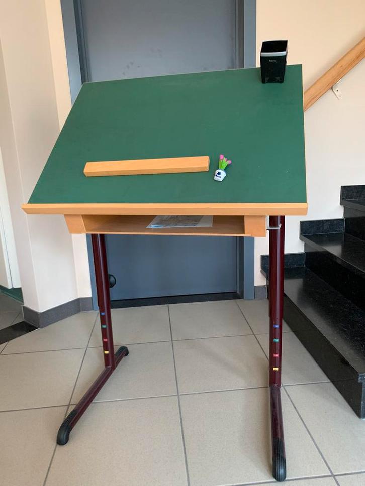 Ergonomisch schoolbankje Dox Lier, Huis en Inrichting, Bureaus, Zo goed als nieuw, Ophalen