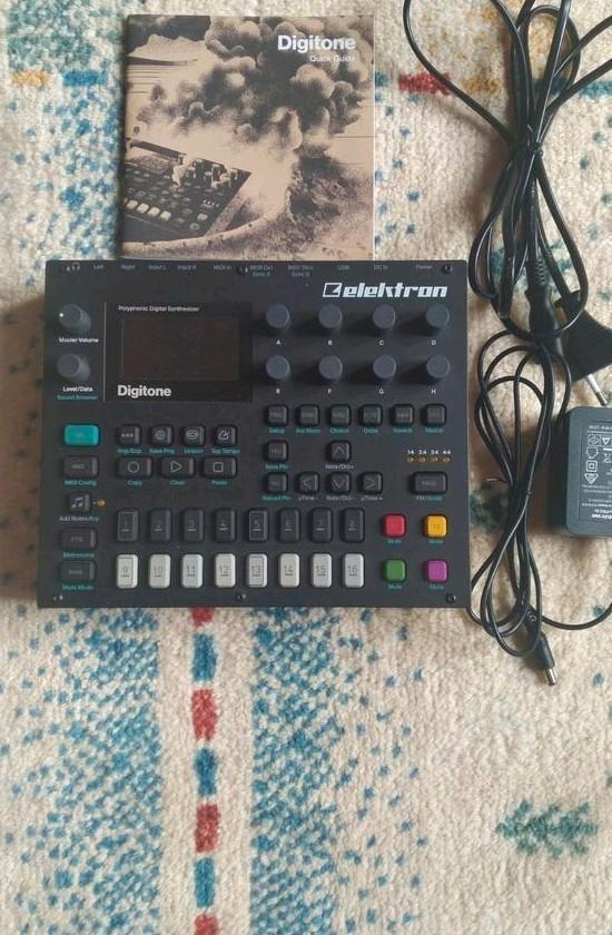 Elektron Digitone  (garantie jusqu'en sep 2026), Muziek en Instrumenten, Synthesizers, Zo goed als nieuw, Ophalen