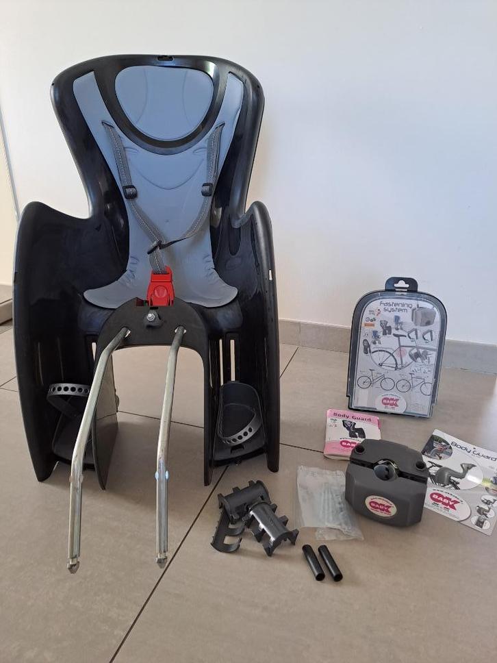 OK BabyFietsstoel Body Gard, Fietsen en Brommers, Fietsaccessoires | Fietsstoeltjes, Zo goed als nieuw, Achterzitje, Voetsteuntjes
