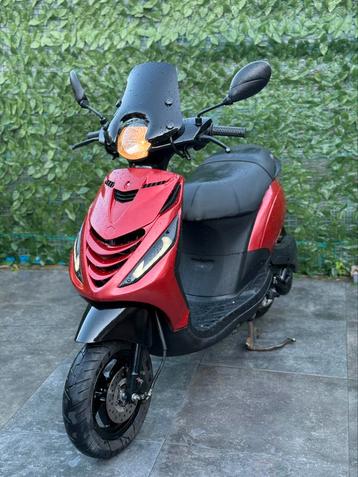 Piaggio zip 4t 2 v a klasse  beschikbaar voor biedingen