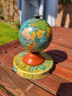 Globe vintage en métal, Maison & Meubles, Accessoires pour la Maison | Globes, Enlèvement, Comme neuf