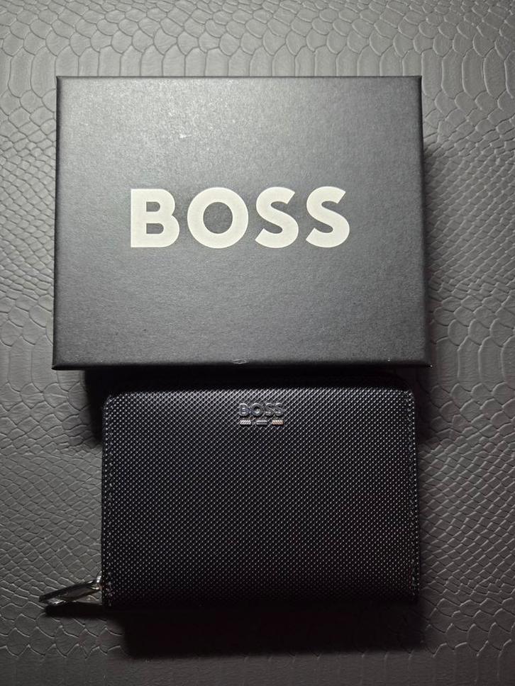 Hugo Boss portemonnee – nieuw met doos, Computers en Software, Harde schijven, Ophalen of Verzenden