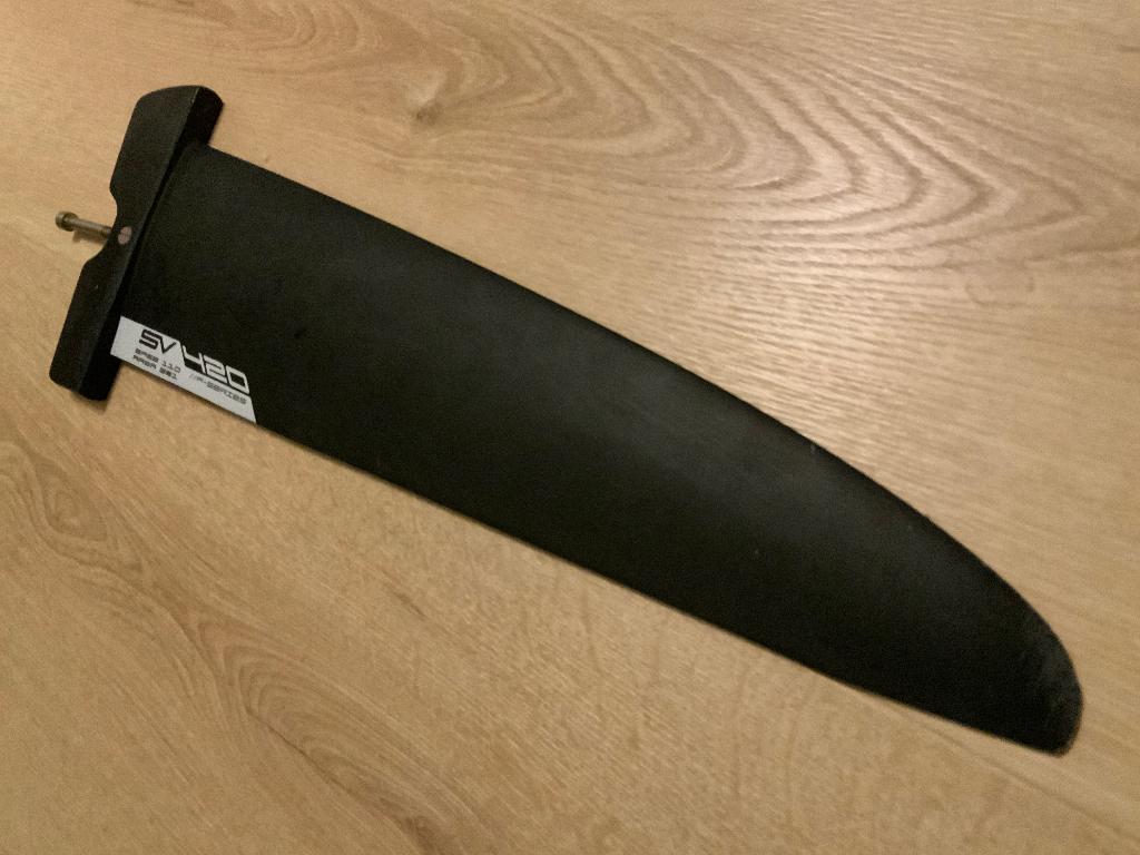 Severne F-series powerbox vin 42cm, Watersport en Boten, Ophalen of Verzenden, Gebruikt, Overige typen, Met vin(nen)