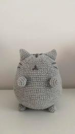 Peluche Adorable chat gris réalisé au crochet, Comme neuf, Chat