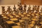 Schaakspel - stukken van koper en nikkel, Hobby en Vrije tijd, Een of twee spelers, Ophalen, Gebruikt, Autre