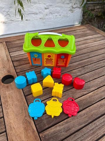 Jeu d'éveil bébé beschikbaar voor biedingen