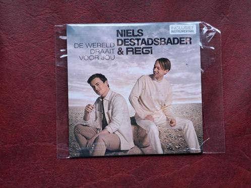 Niels destadsbader & regi - de wereld draaot voor jou, Cd's en Dvd's, Cd Singles, Ophalen of Verzenden