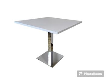 Design eettafel wit 80x80