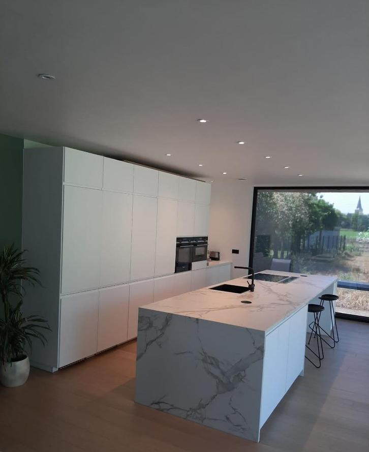 Assemblage de votre cuisine IKEA et de vos armoires « PAX »., Maison & Meubles, Cuisine | Cuisines complètes, Neuf, Autres types