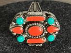 Oude vintage ring 1950-1960, Handtassen en Accessoires, Antieke sieraden, Ophalen of Verzenden, Overige materialen, Ring