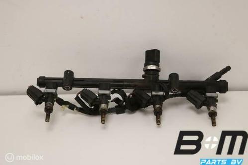 Brandstofrail met injectors Audi A3 8V 06K133681A, Auto-onderdelen, Motor en Toebehoren, Gebruikt