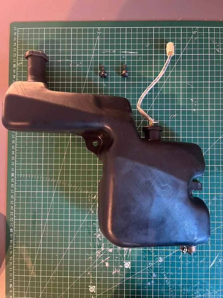 Olietank voor Piaggio Typhoon, Skipper,…, Fietsen en Brommers, Brommeronderdelen | Algemeen, Nieuw, Tank, Ophalen of Verzenden