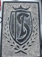 Pièce unique en pierre bleue – Écusson du Standard de Liège, Enlèvement