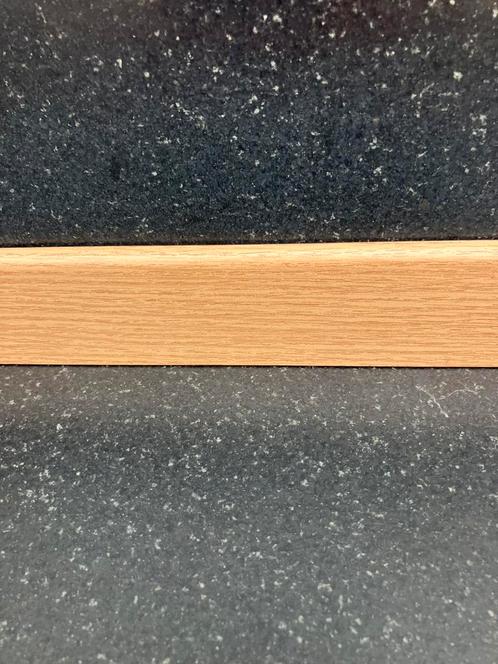 24,65m Plinten IKEA uitzicht licht eiken, Doe-het-zelf en Bouw, Plinten en Afwerking, Zo goed als nieuw, Plinten, Eiken, Ophalen