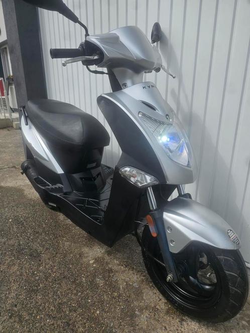 Scooter kimco agility Classe A, Fietsen en Brommers, Scooters | Kymco, Zo goed als nieuw, Agility, Ophalen