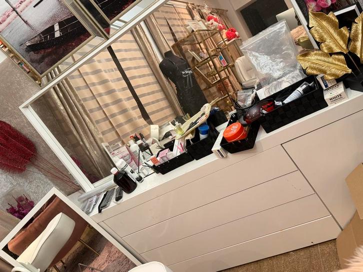 Alles te koop volledige inboedel voor eigen zaakje te starte, Diversen, Overige Diversen, Zo goed als nieuw, Ophalen