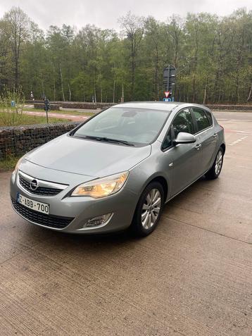Opel Astra 1.7Cdti Airco-PDC-Trekhaak- beschikbaar voor biedingen