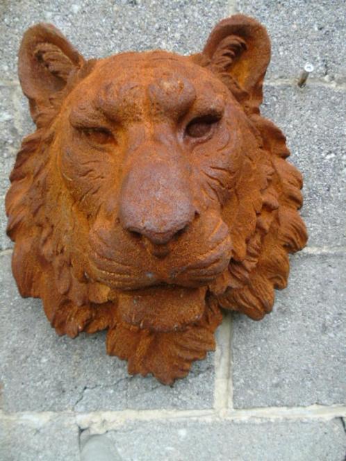 Buste met tijgerkop met gietijzeren reliëf..., Tuin en Terras, Tuinwanddecoratie, Nieuw, Ophalen