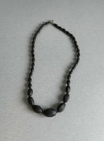 Ketting - Sieraden - Parels - Zwart - Mat - Dames - €2, Handtassen en Accessoires, Kettingen, Ophalen, Gebruikt, Zwart, Overige materialen