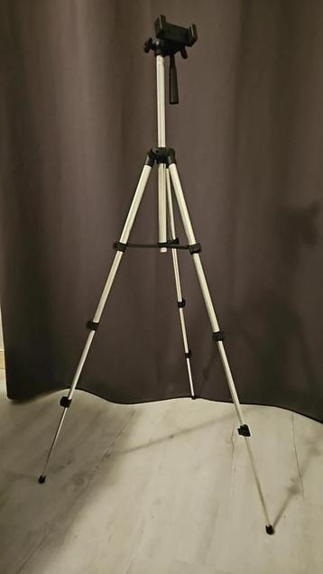 Telefoon statief / houder 33-102 cm (met afstandsbediening) beschikbaar voor biedingen