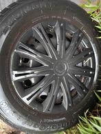 Winterbanden 17" Continental op velg renault 235/65/17, Auto-onderdelen, Banden en Velgen, Ophalen, Gebruikt, Banden en Velgen