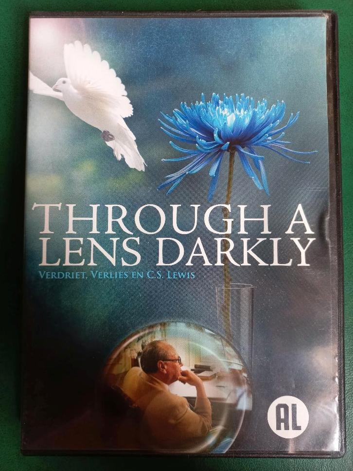 À travers une lentille sombre, CD & DVD, DVD | Documentaires & Films pédagogiques, Comme neuf, Science ou Technique, Tous les âges