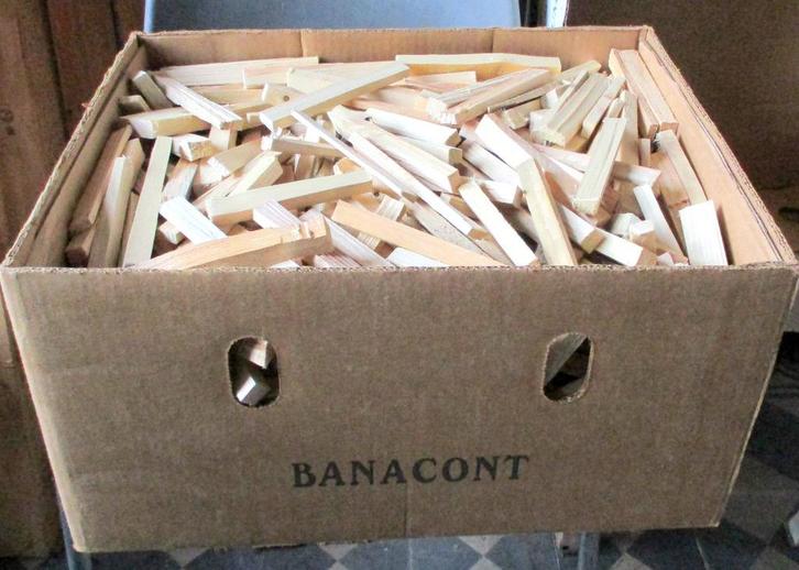 Petit bois allumage poêle chauffage 1 caisse, Tuin en Terras, Brandhout, Overige houtsoorten, Ophalen