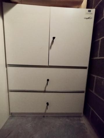 Armoire bureau rangements étagères et dossiers suspendus beschikbaar voor biedingen