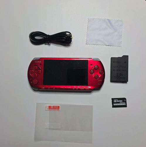 Red PSP 3000 (Japanese Model), Games en Spelcomputers, Spelcomputers | Sony PSP, Zo goed als nieuw, PSP 3000, Overige kleuren