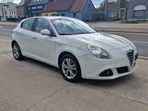 Alfa Romeo Giulietta 1.6 Diesel ,proper en goed onderhouden, Auto's, Alfa Romeo, Bedrijf, Te koop, Giulietta, ABS, Airbags, Airconditioning