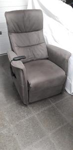 Luxe relax zetel fauteuil, Ophalen, Kunststof, 125 tot 150 cm, Zo goed als nieuw