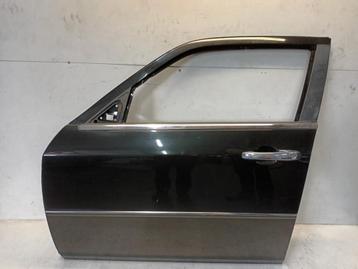 PORTE AVANT GAUCHE Chrysler 300 C Touring (01-2004/12-2010) disponible aux enchères