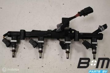 Brandstofrail met injectoren VW Golf 7 06L906031A beschikbaar voor biedingen