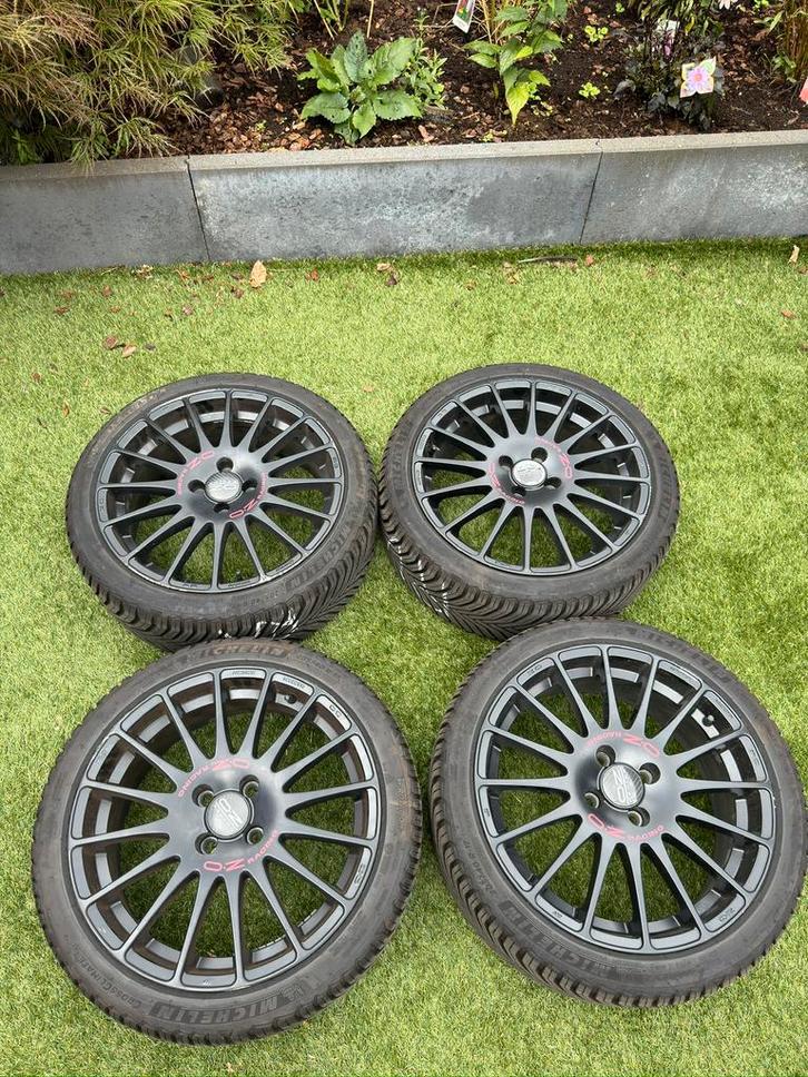 OZ racing 17 inch velgen, Auto-onderdelen, Banden en Velgen, Banden en Velgen, All Season, 17 inch, 205 mm, Personenwagen, Gebruikt