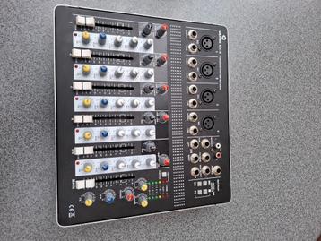Mengpaneel / dj gear / mixtafel / Devine beschikbaar voor biedingen