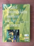 BOEK Creatief bloemschikken doorheen de vier seizoenen, Ophalen of Verzenden, Zo goed als nieuw, Overige onderwerpen