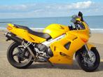 Honda VFR 800i, 4 cylindres, 782 cm³, Particulier, Tourisme