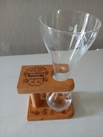 Van Ginste kwak glas met houder beschikbaar voor biedingen