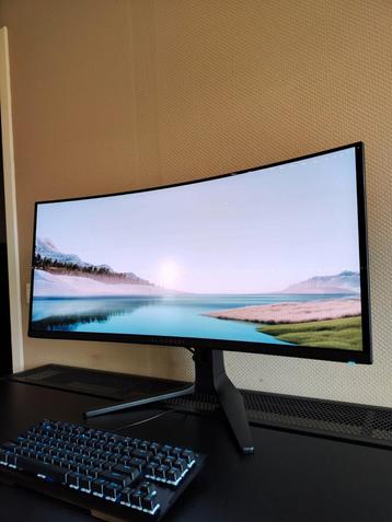 Alienware OLED gaming monitor 3440x1440 165Hz