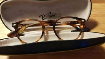 Ray-Ban "Vintage" pour verre optique "neuve" 100.€uros