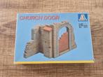 Italeri Church Door 1/35, Ophalen of Verzenden, Zo goed als nieuw, 1:35 tot 1:50, Diorama