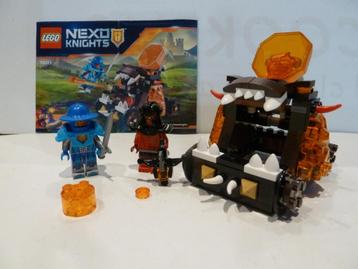 Lego Nexo Knights Season 1 70311 Chaos Catapult beschikbaar voor biedingen