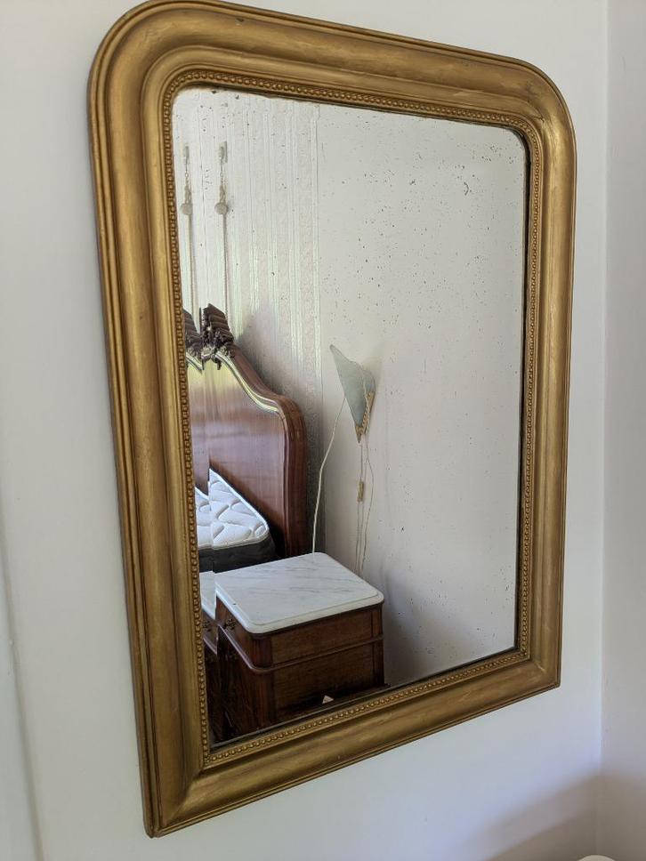 Prachtige antieke spiegel met goudkleurige lijst, Antiek en Kunst, Antiek | Spiegels, 50 tot 100 cm, 100 tot 150 cm, Rechthoekig